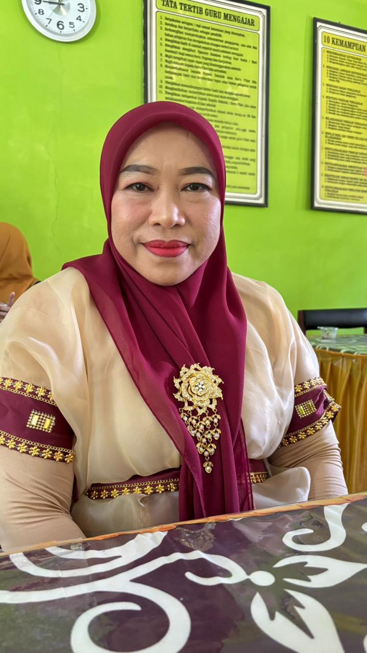 Munifah, S.Pd