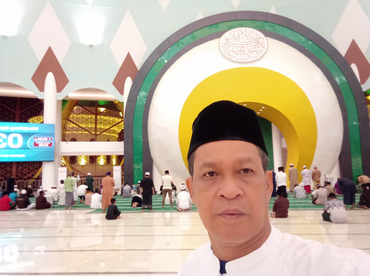 Drs. ADNAN